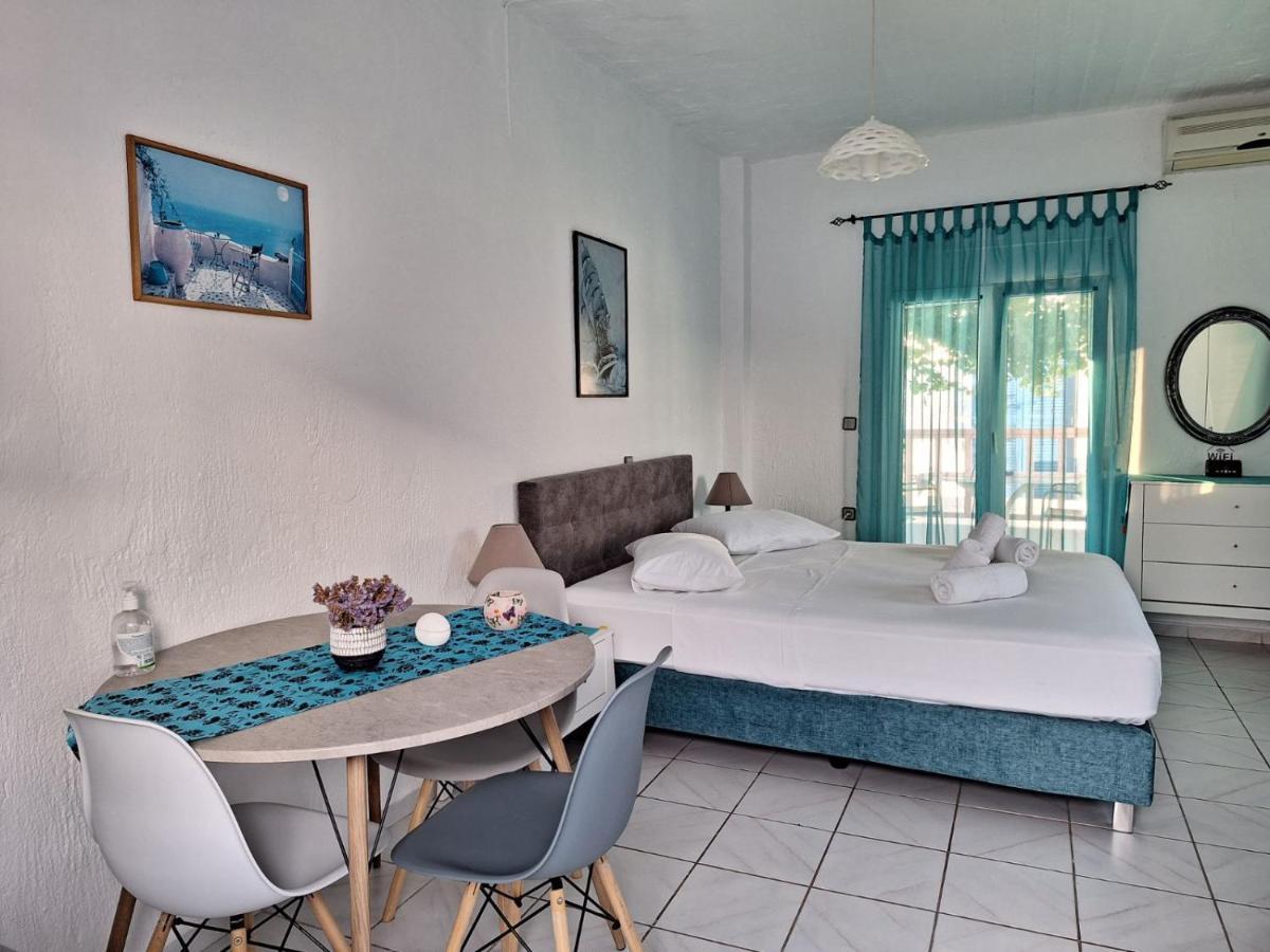 Βig Βlue Apartments Makrýgialos 외부 사진