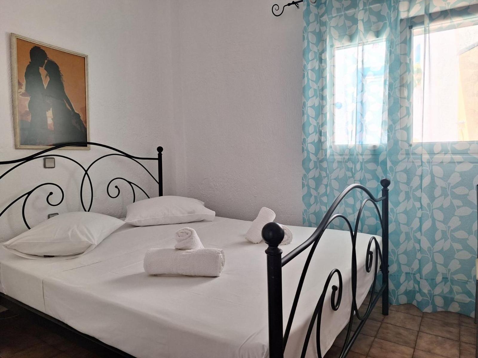 Βig Βlue Apartments Makrýgialos 외부 사진
